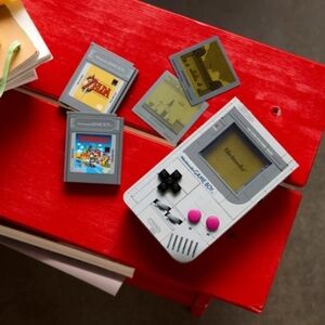 NWT LEGO #72046 Nintendo Game Boy Building Set